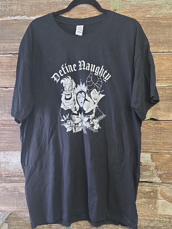 Tops - Evil Queen Define Naughty Black Graphic Tee, Size 3X